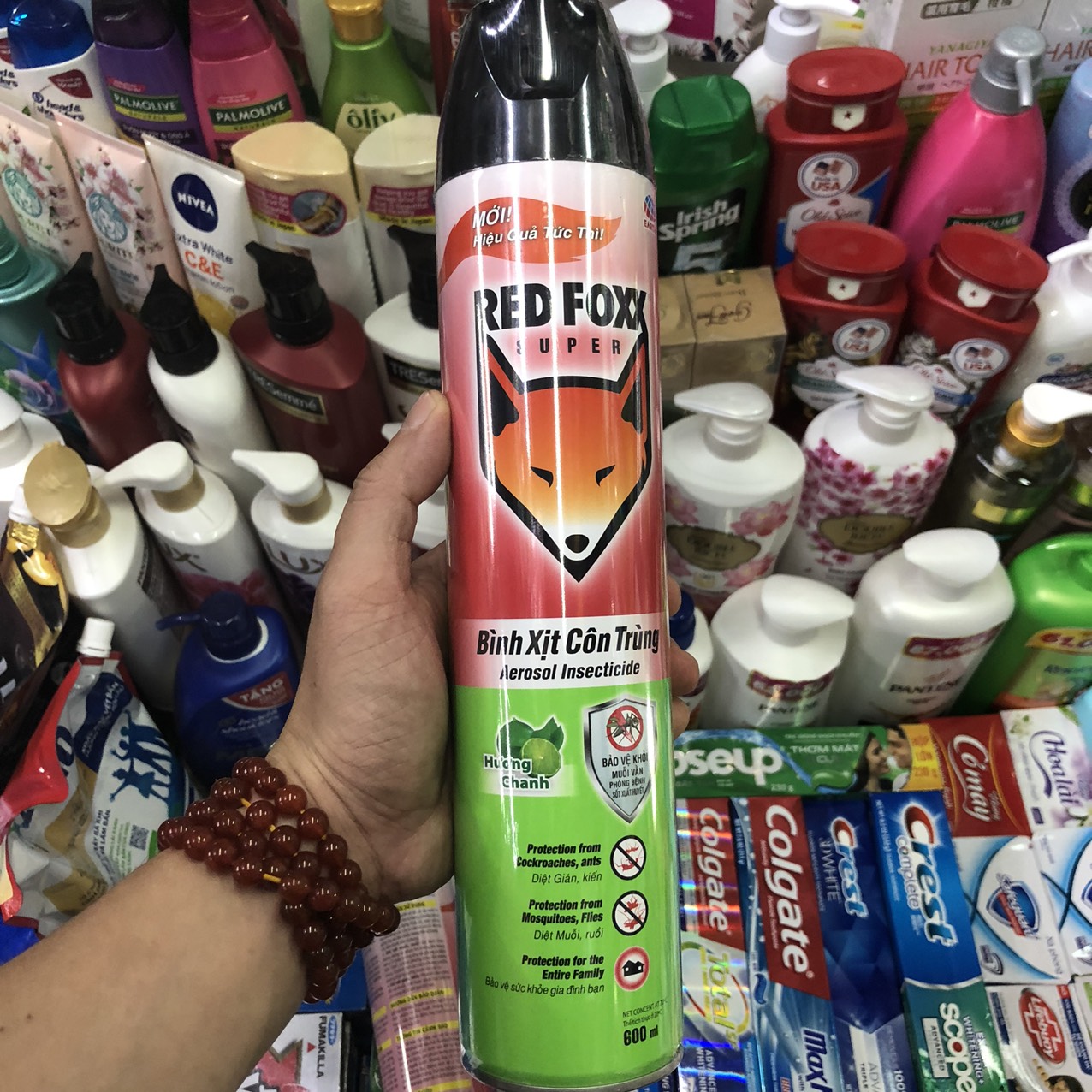 Xịt muỗi-gián-kiến Red Foxx 600ml (hương chanh)