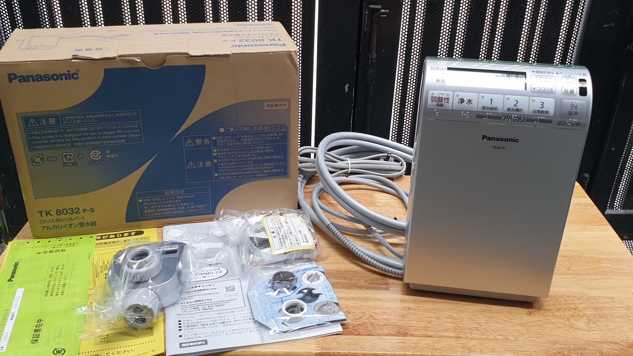 Máy lọc nước điện giải Panasonic TK8032 [Máy mới nguyên thùng]