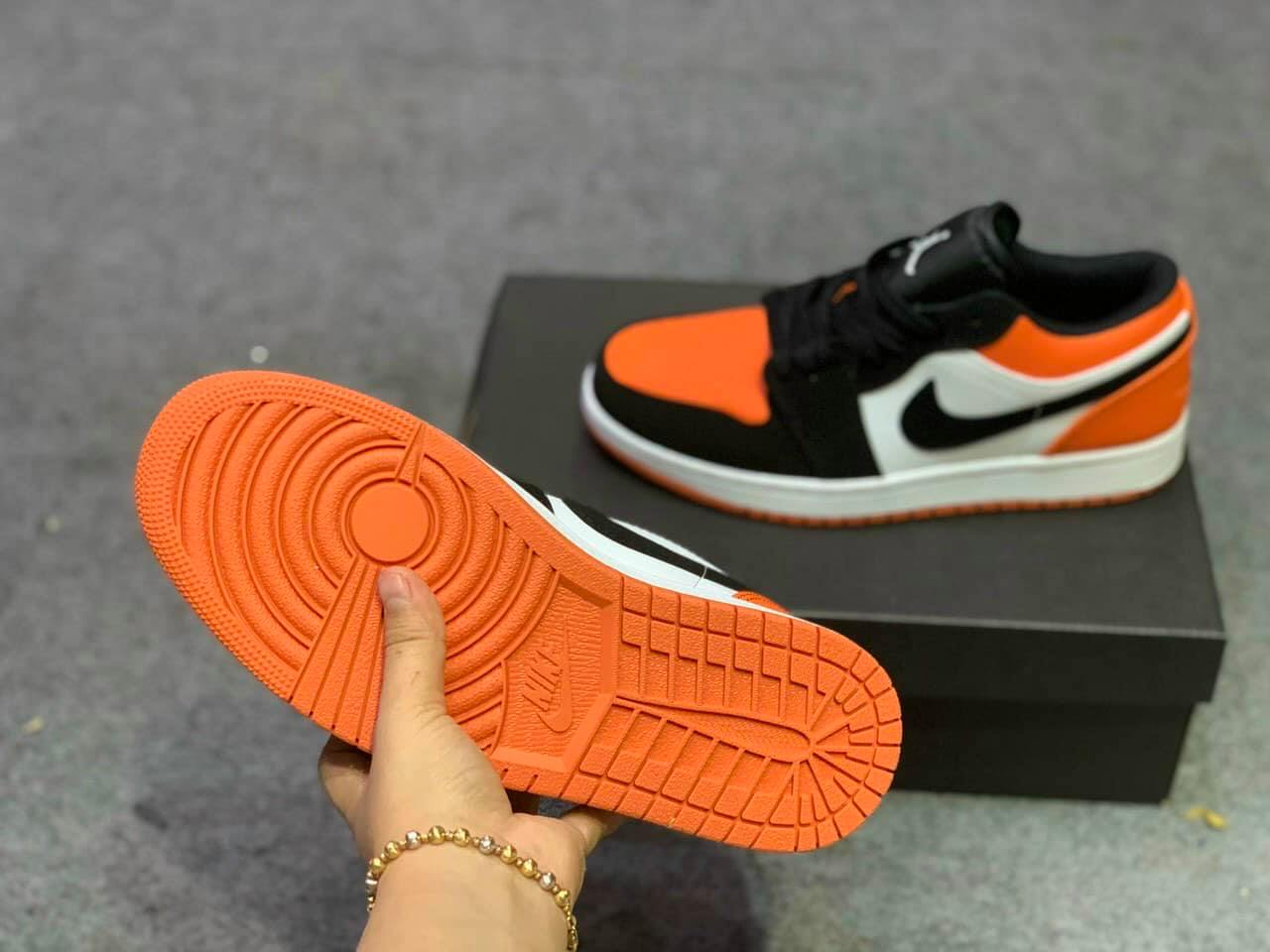 GIÀY JORDAN1 CAM TRẮNG HÀNG CHUẨN