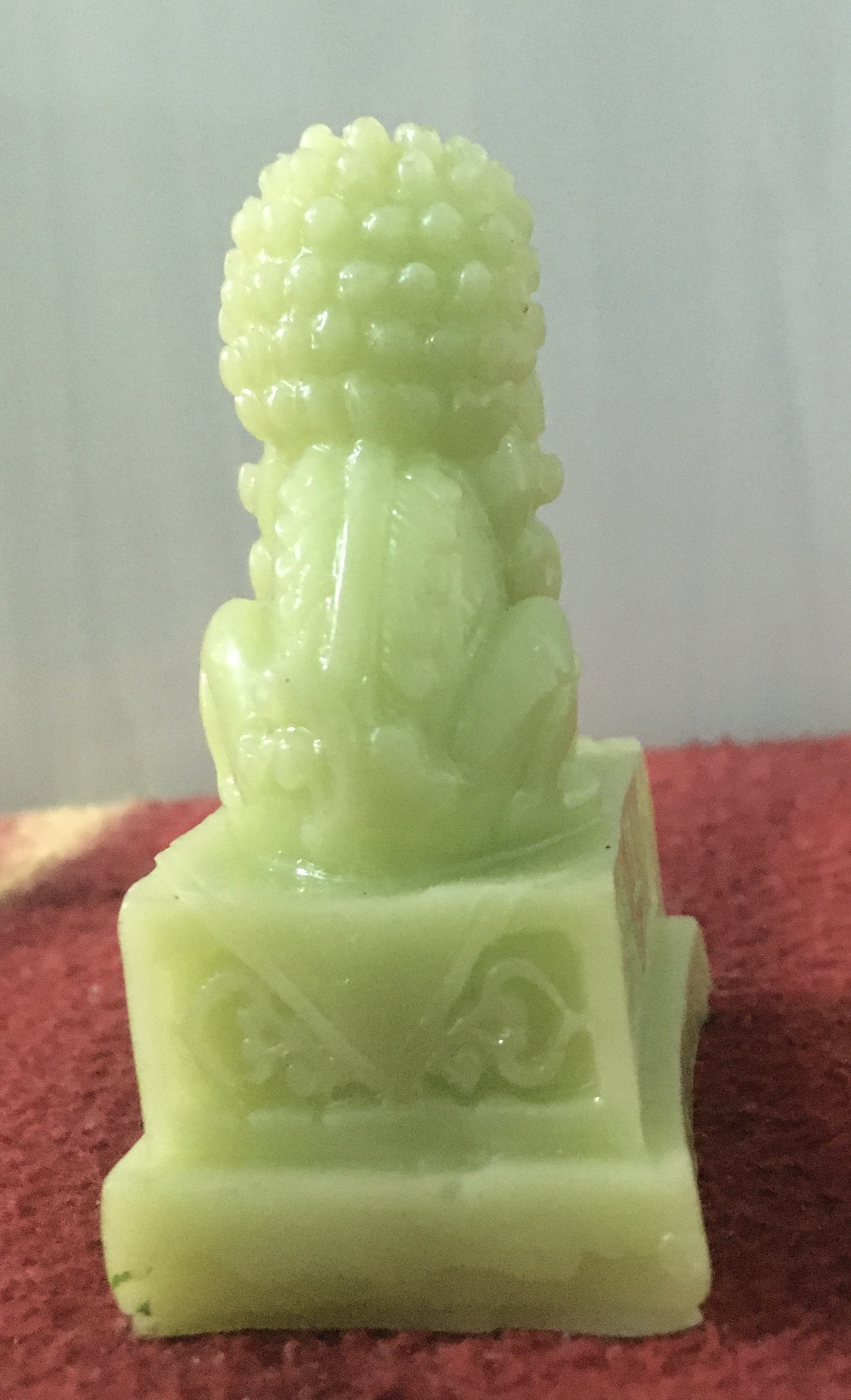tượng sư tử đá ngọc bích mini trang trí