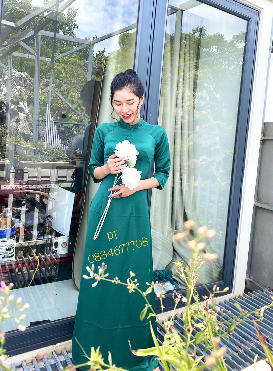 Áo dài lụa tây thi trơn cổ 2 phân cao cấp