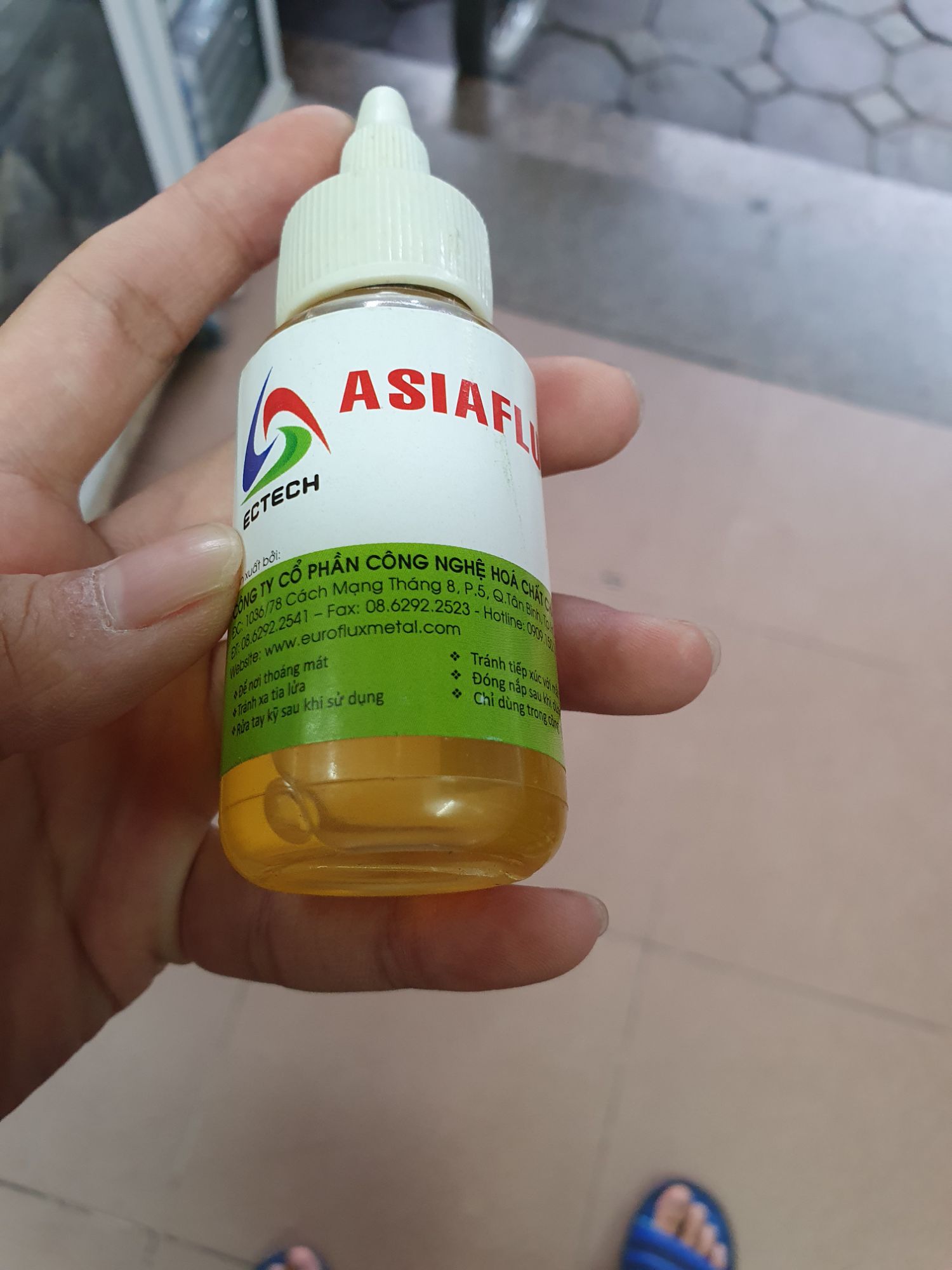 nhựa thông nước