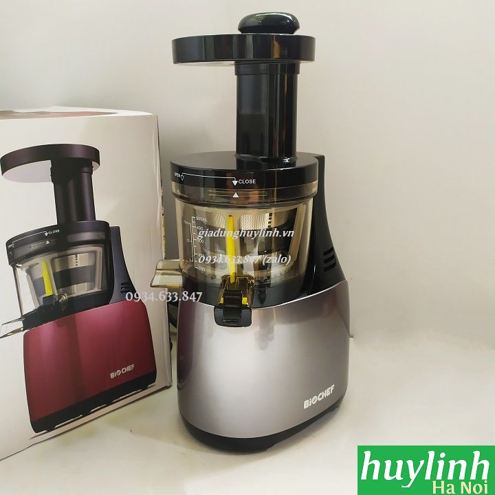 Máy ép trái cây tốc độ chậm Biochef 555 - Tặng vắt cam Sharp J130