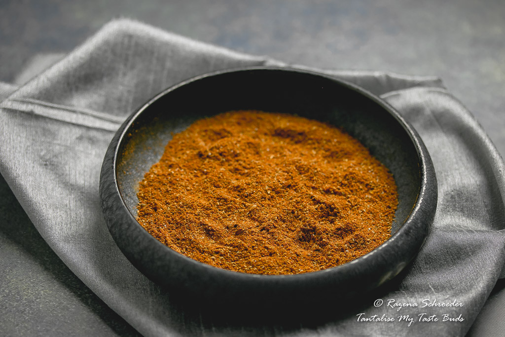 Bột gia vị cari cá Ấn Độ - Fish Masala MDH