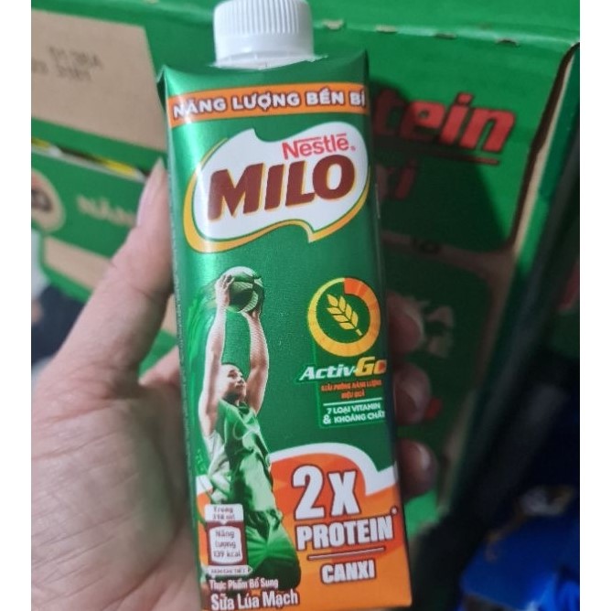 (Thùng 24 chai) Sữa Milo nắp vặn lúa mạch có đường Nestlé 210ml- DATE mới