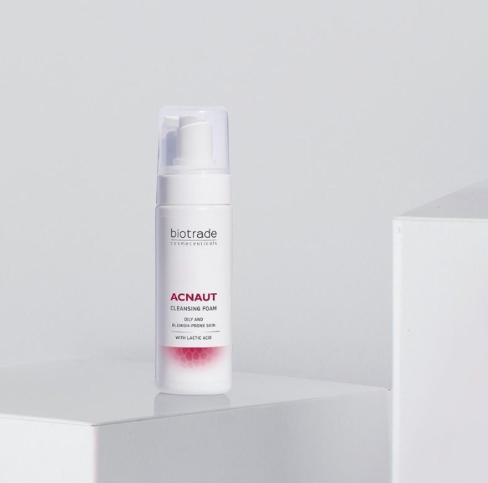 Sữa Rửa Mặt Tạo Bọt Biotrade Acnaut Cleansing Foam