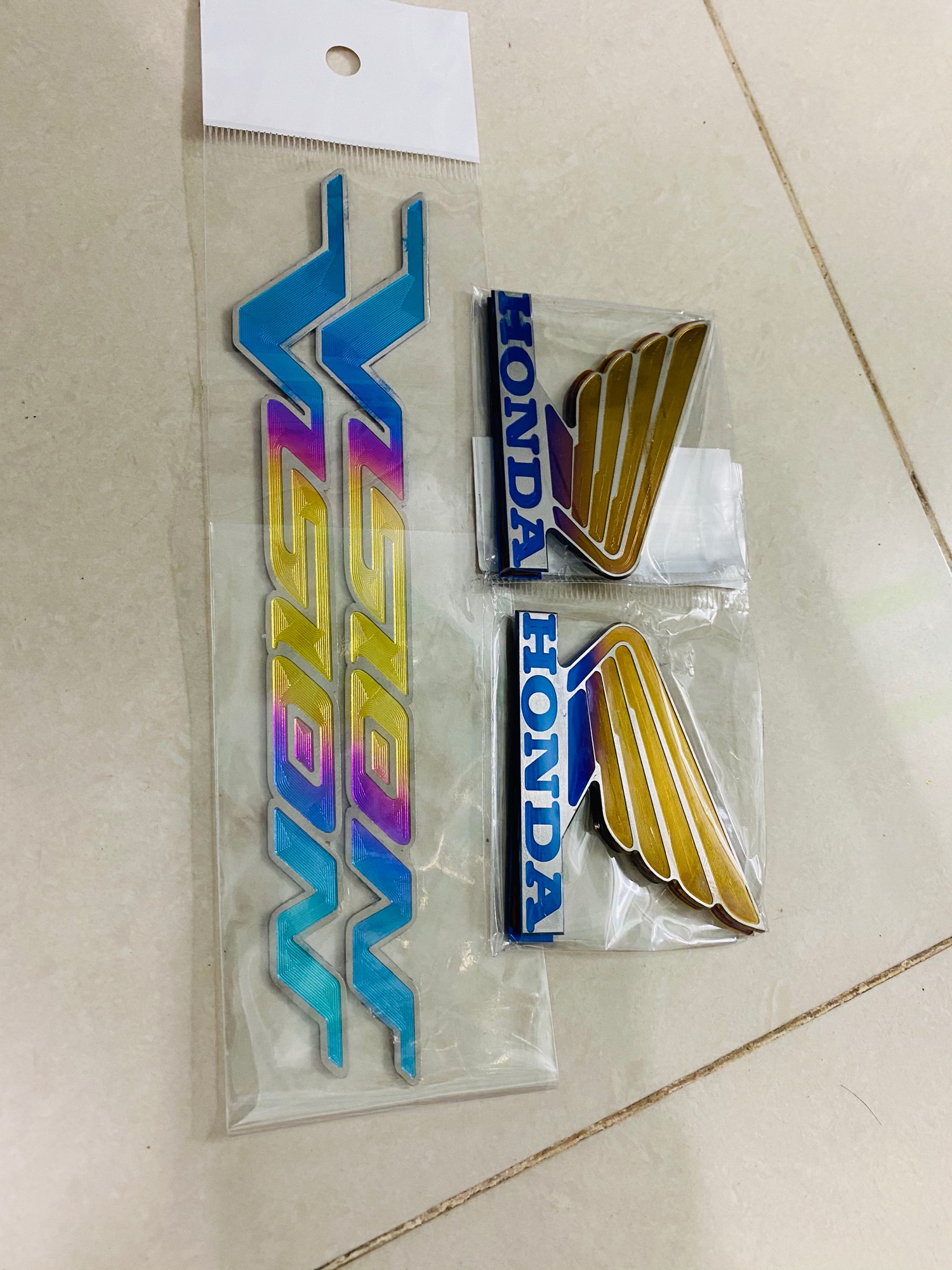 Combo chữ Vision và cánh chim honda Titanium