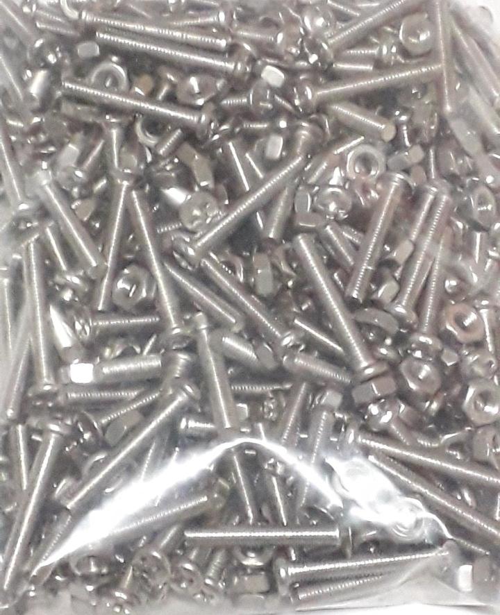 [HCM]ốc dù nhỏ inox .3lyx2cm x tán x 50.bộ....