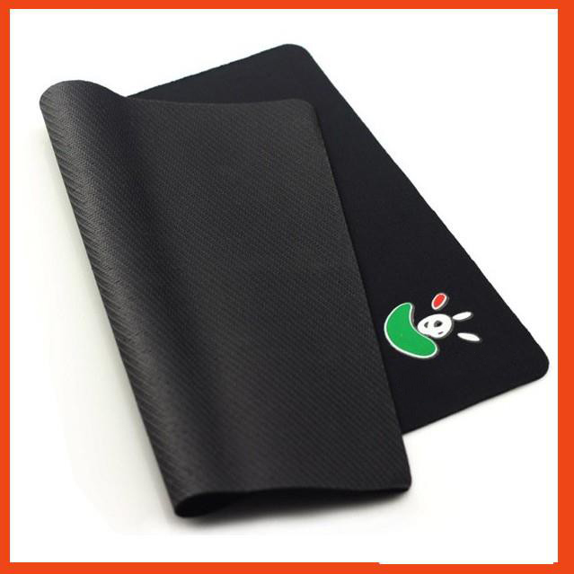 Miếng Lót Chuột Đen 24x20cm Thời Trang