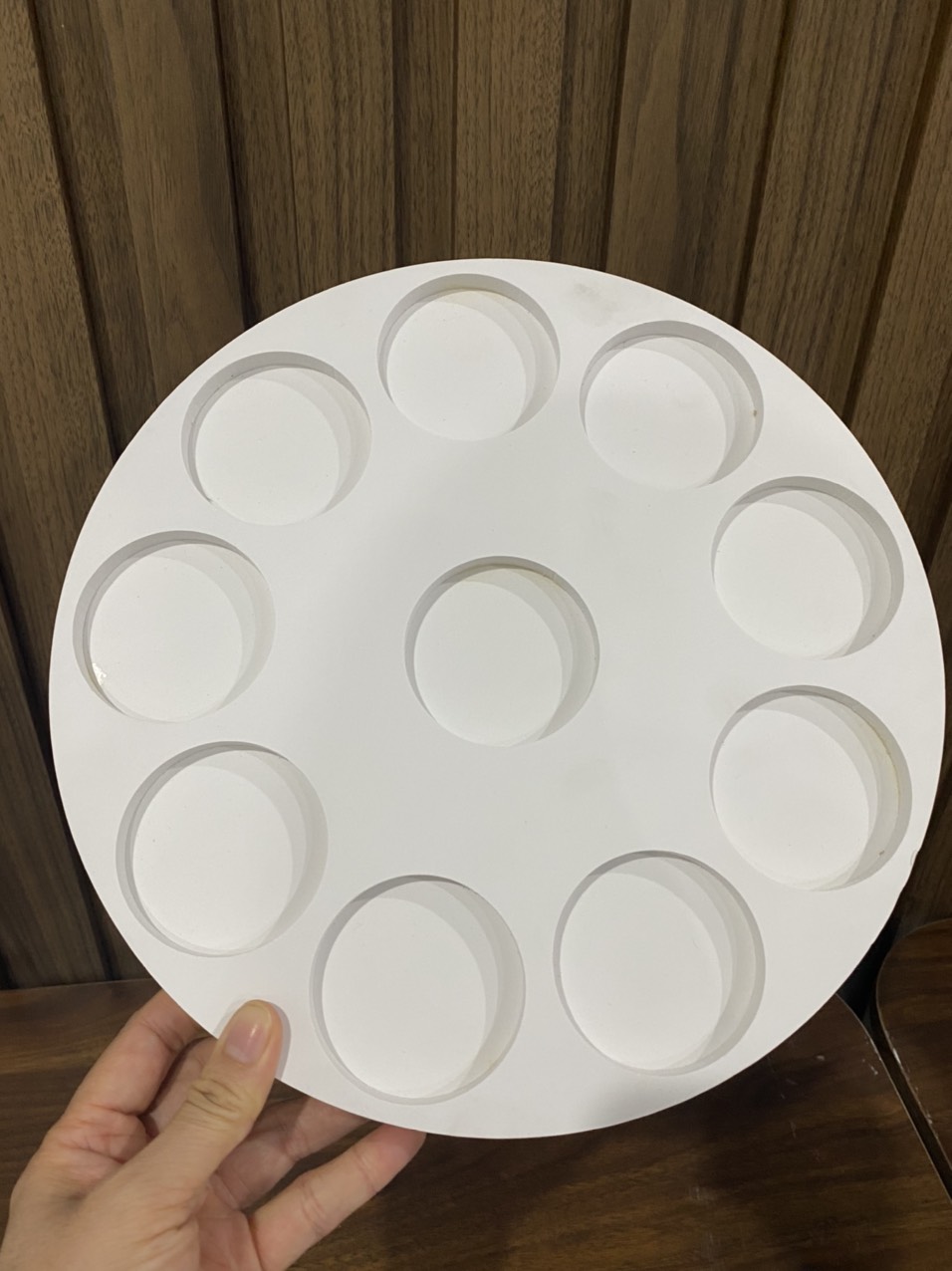 KHAY ĐẾ TRƯNG BÀY THÁP NƯỚC THỜ