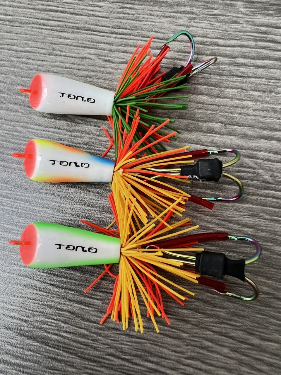 Mồi Nhái Lắc TORO Lưỡi TiTan