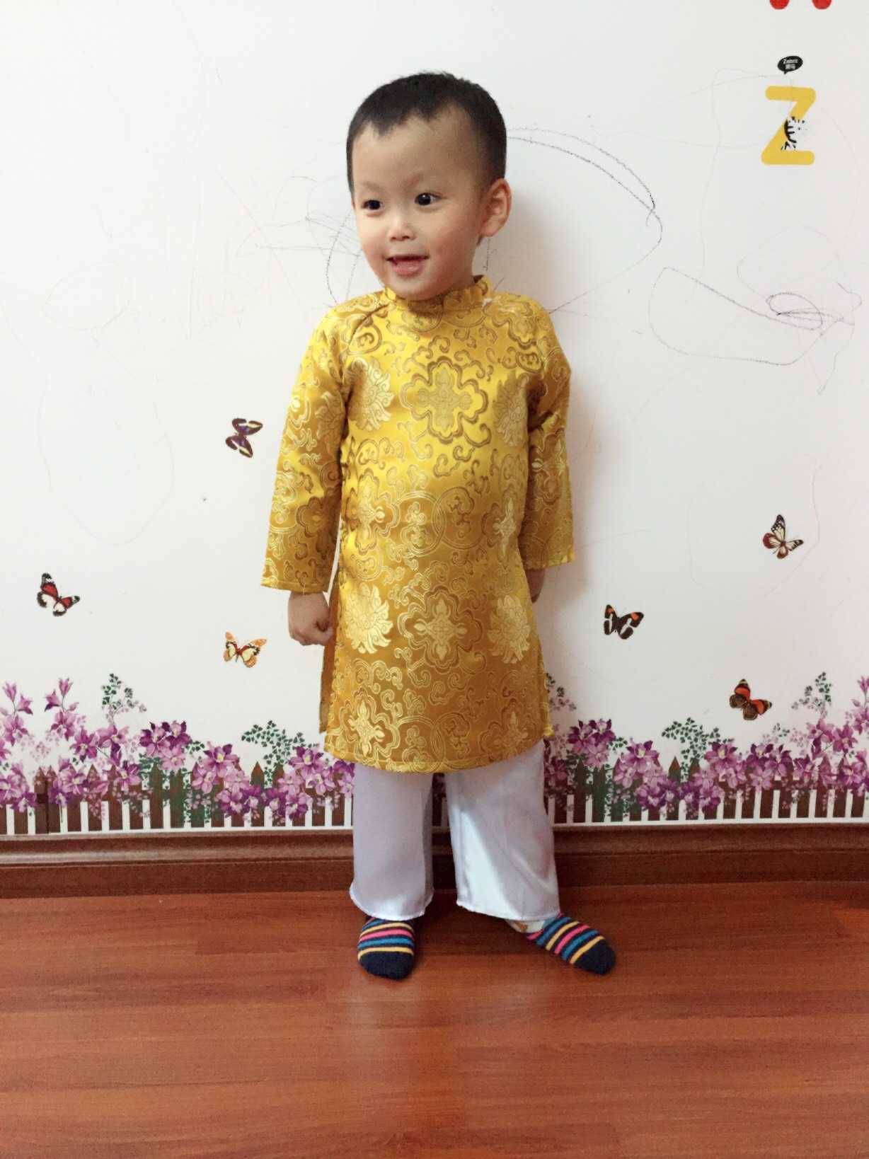(SIÊU HOT) Áo dài cách tân cho bé trai (kèm quần lụa)