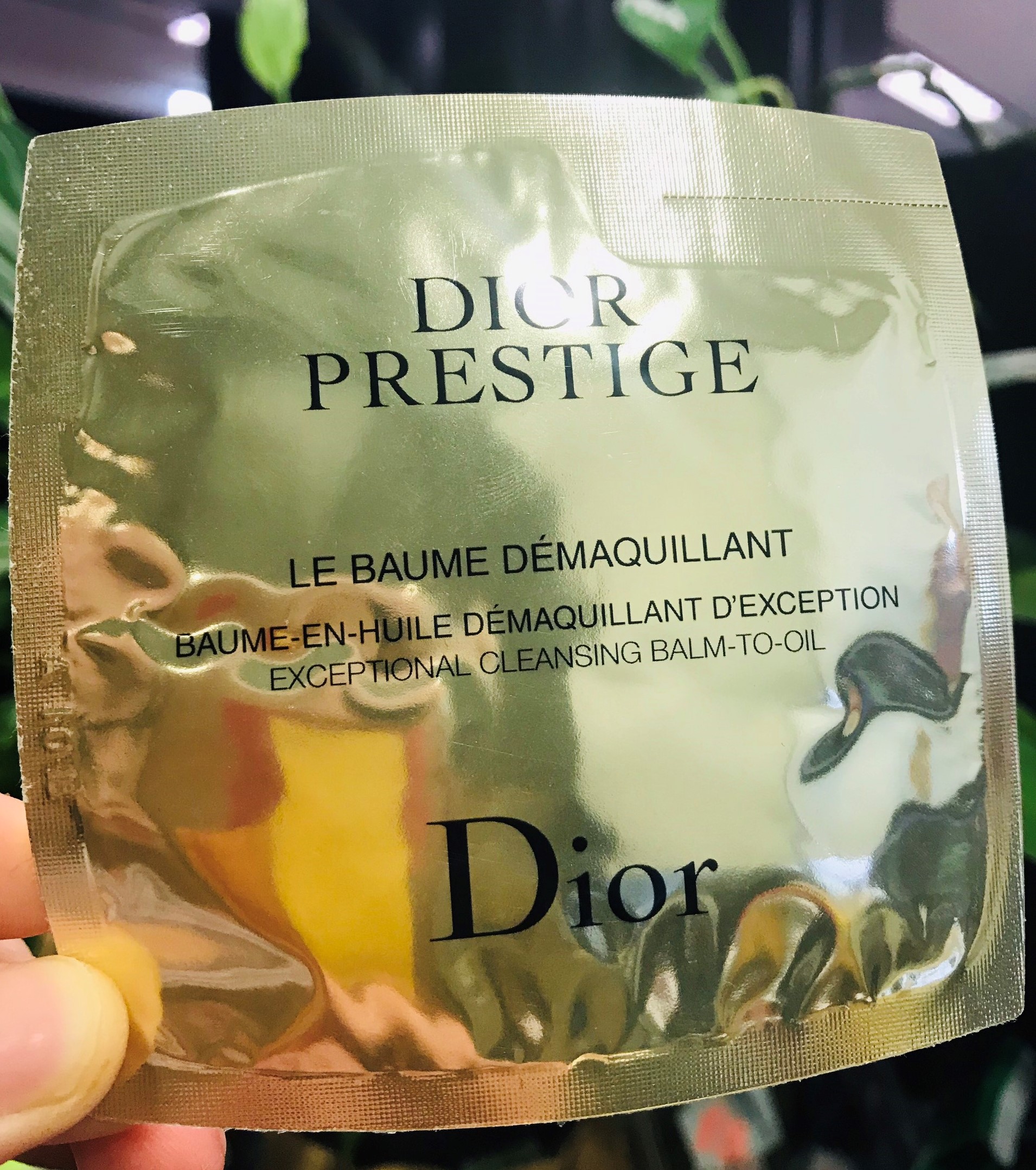 Sample Tẩy trang Dior Pretigate Le Baume Demaquilant Cleasing Balm 5ml