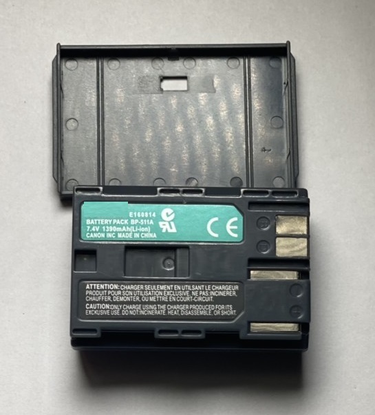 Pin thay thế pin máy ảnh BP-511A