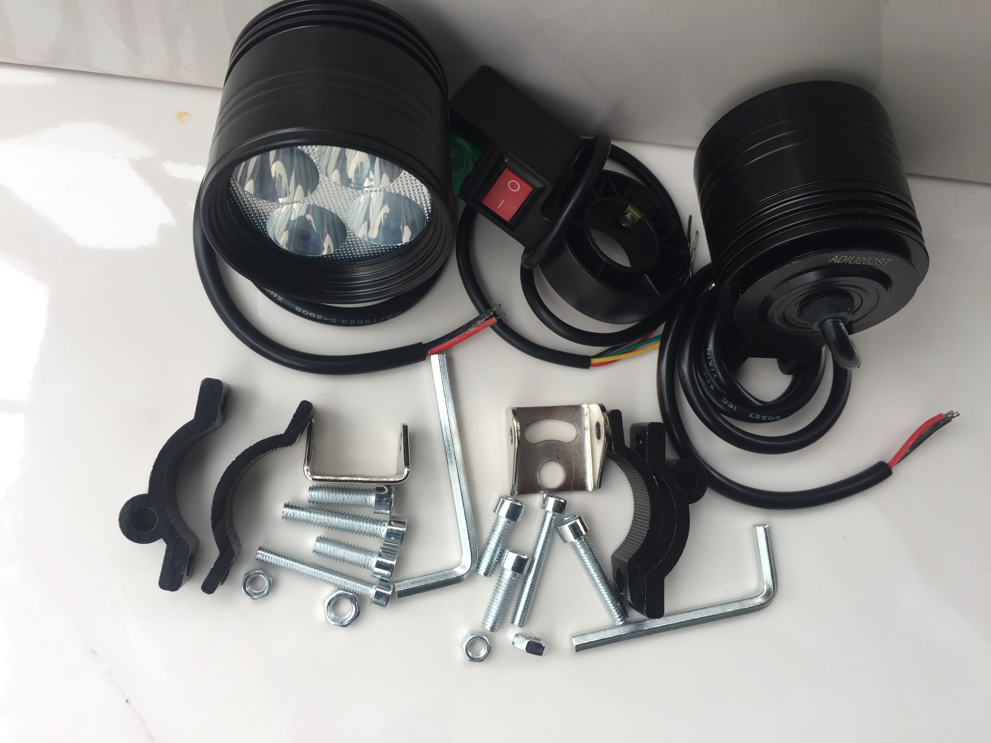 COMBO 2 ĐÈN TRỢ SÁNG L4 BULB Power.20w