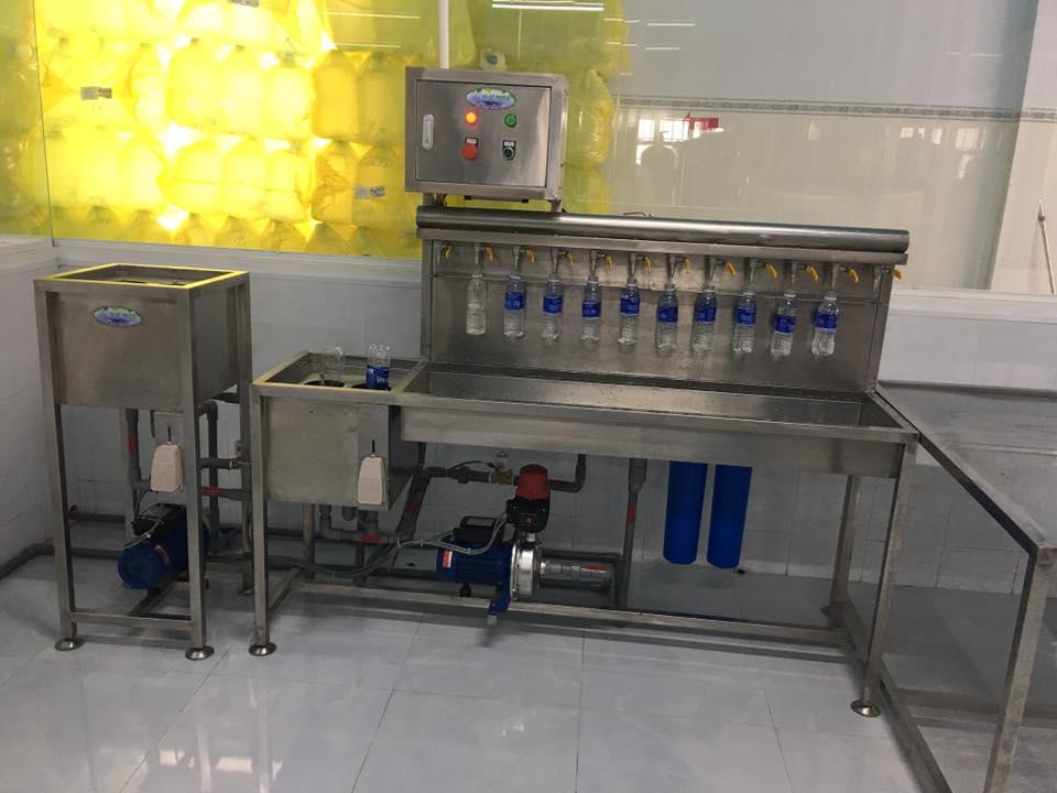 [HCM]Máy chiết chai PET thủ công