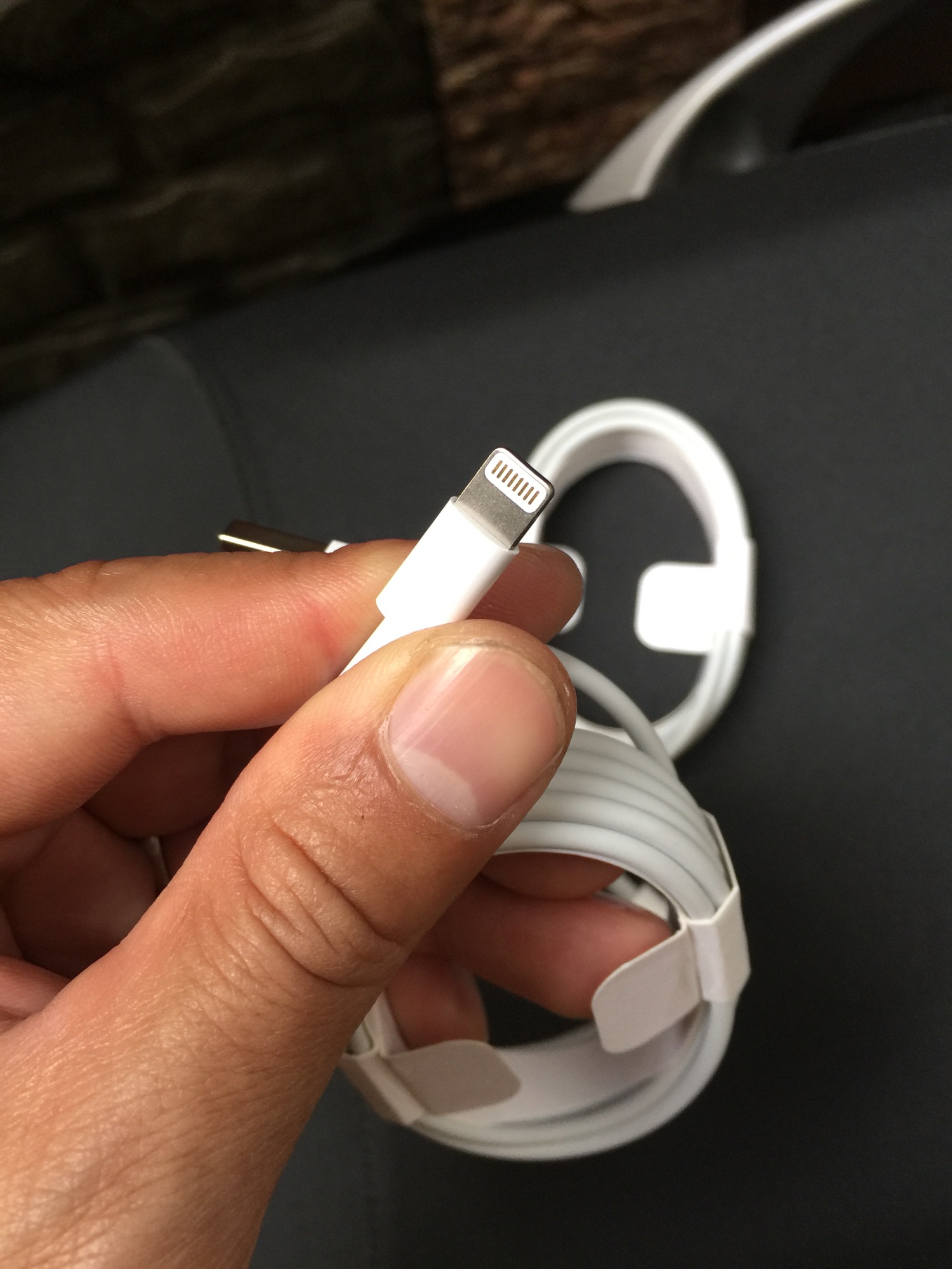 Cáp iPhone iPad zin bóc máy 2m