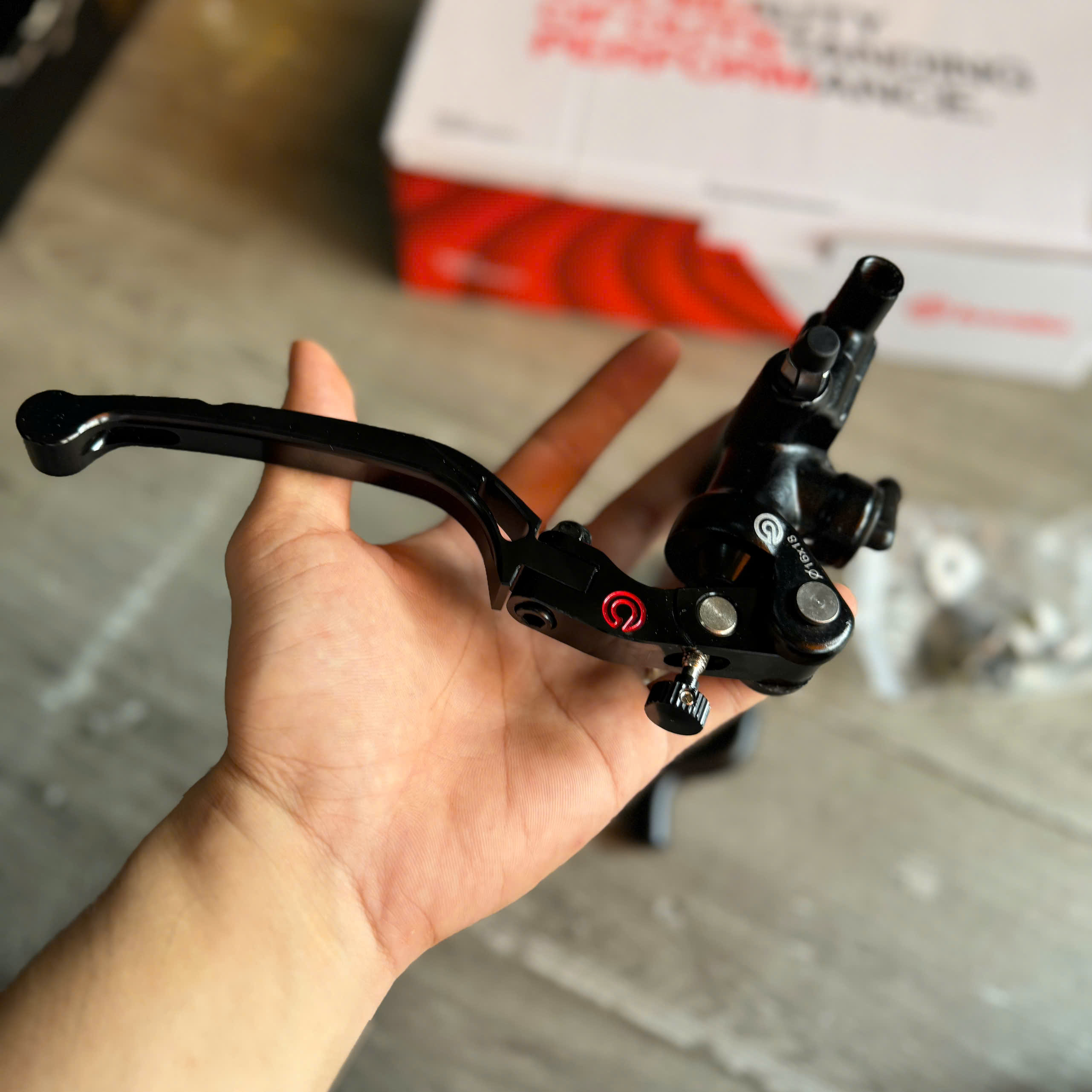 Tay thắng RCB bình dầu rời mod brembo A50 17mm phanh
