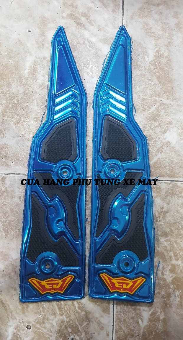 Thảm lót chân inox cho xe AirBlade 2020