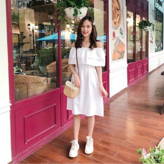 Váy trễ vai mặc 2 kiểu siêu hót
