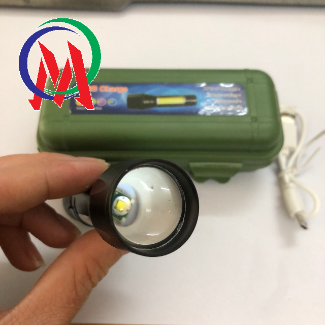[HCM]Đèn Pin MINI ĐA NĂNG Siêu Sáng Cao Cấp Có Zoom