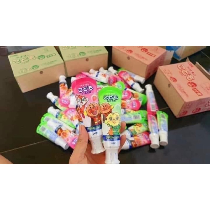 Kem đánh răng trẻ em LION Nhật Bản