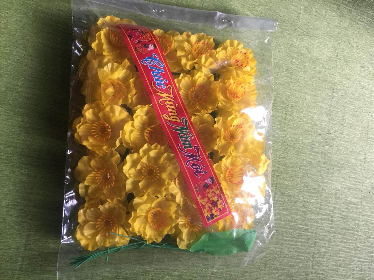 Combo 10 bịch hoa mai giả trang trí 1 bịch có 40 hoa