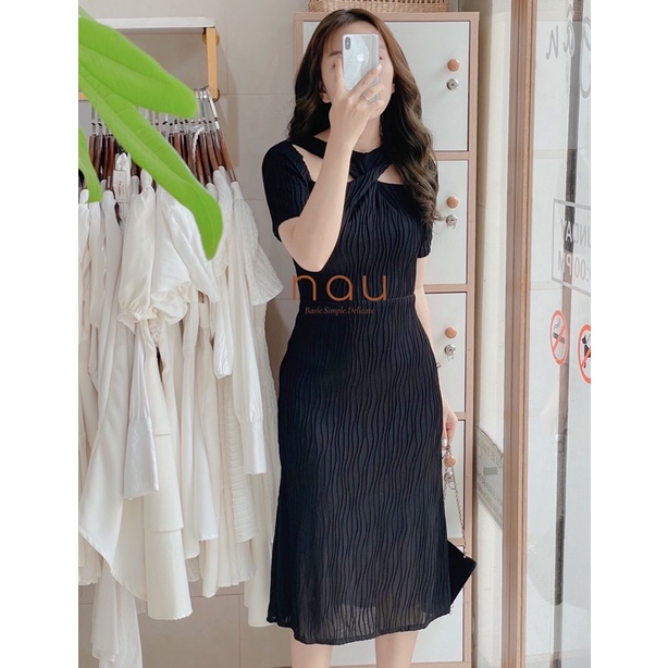 Đầm đi tiệc cổ chéo vải gân sợi