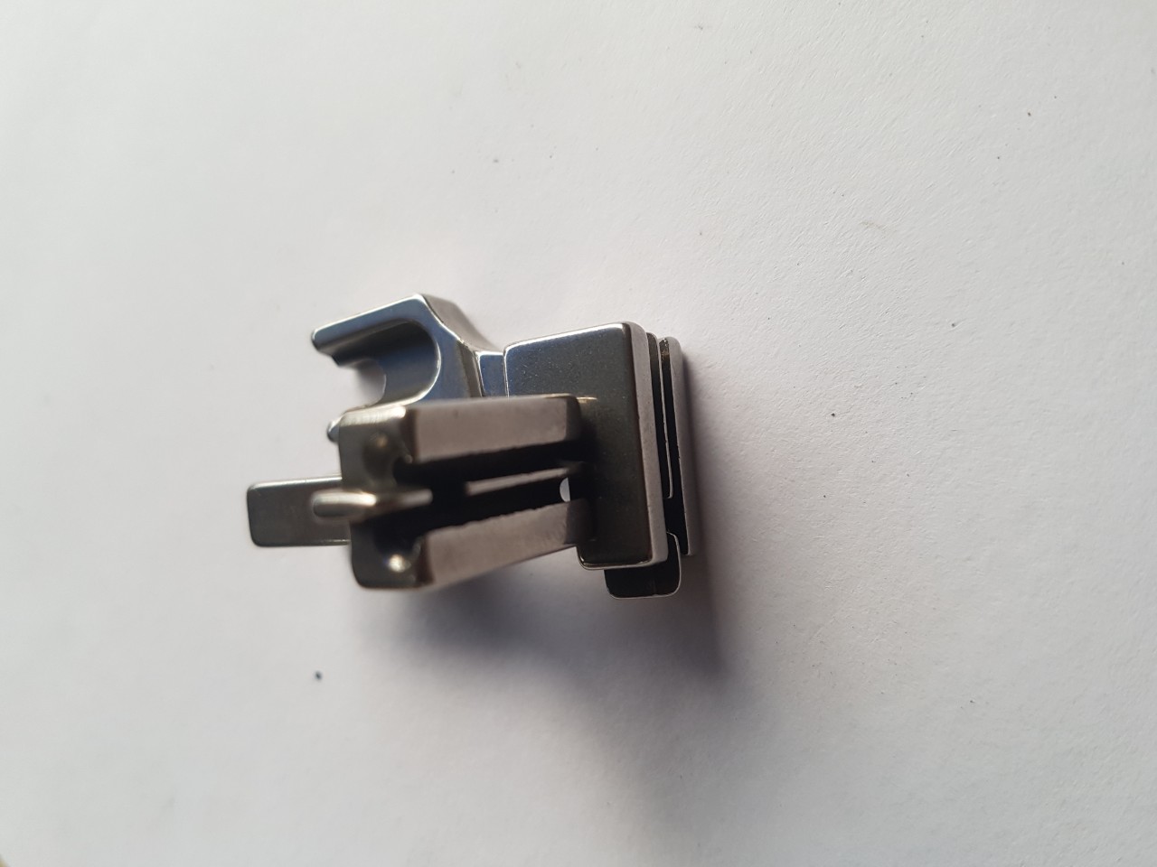 chân vịt vô dây kéo giọt nước