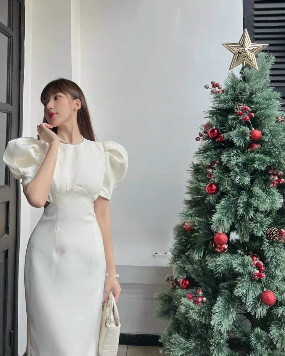 Đầm Body Tay Phồng Hở Eo Có Mút