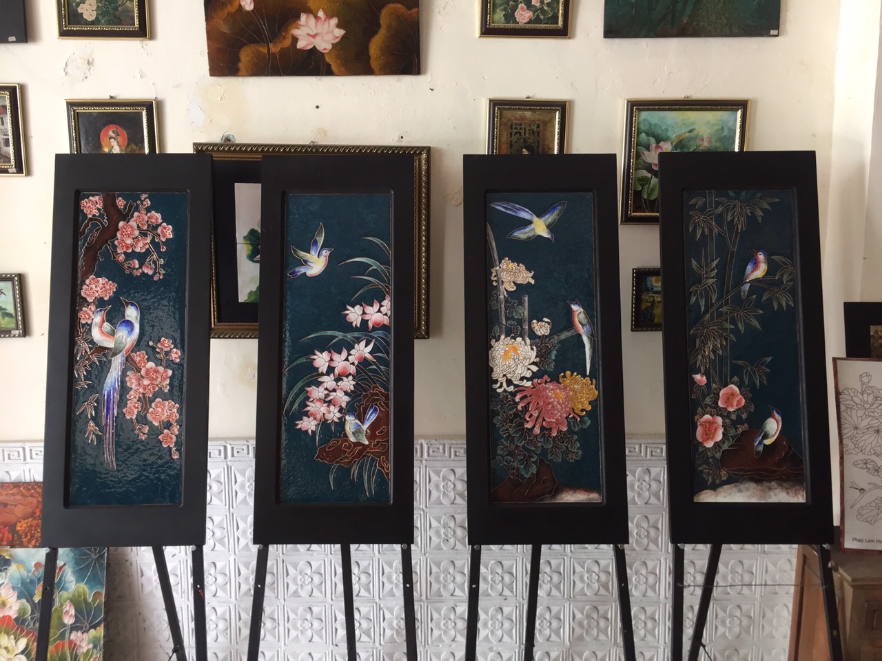 Tranh Pháp lam tứ thời kích thước 28 x 80 cm