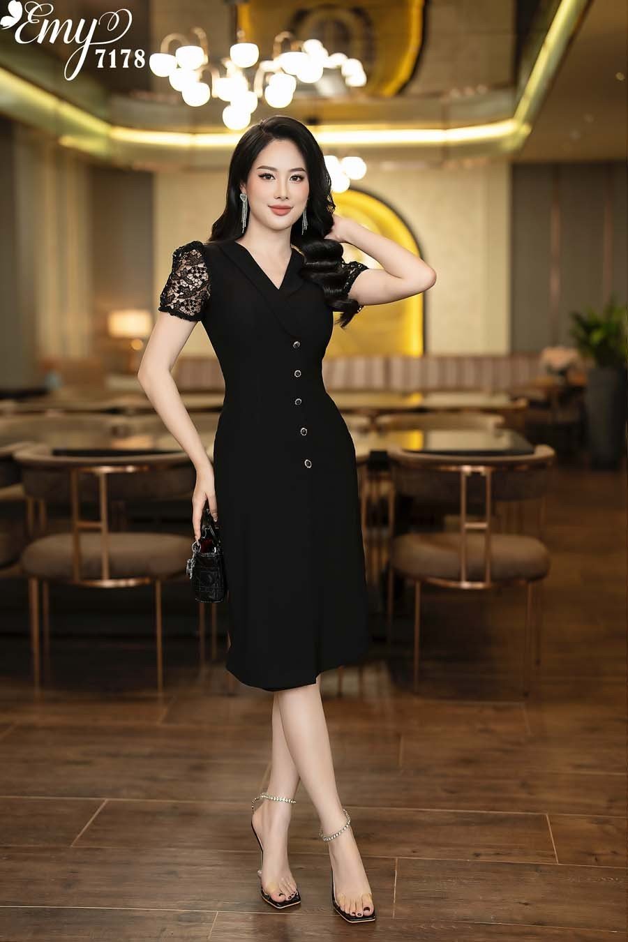 Đầm EMY EM7178  Suông A Đen Phối Ren