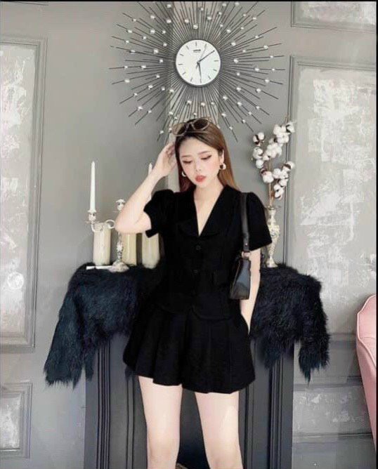 Set bộ áo sơ mi kiểu giả vest cổ sen vải đữi kèm quần ngắn xếp ly 3 màu