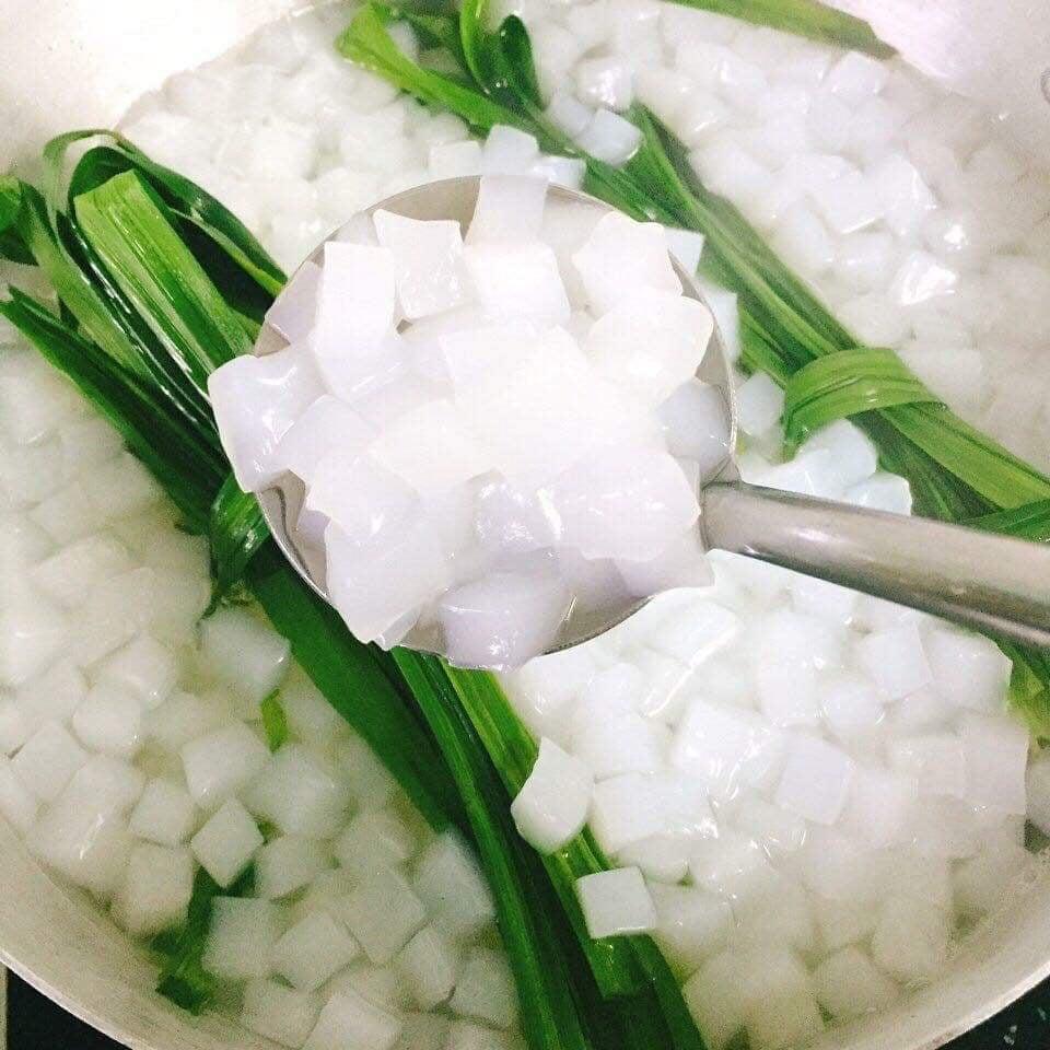 1 ký THẠCH DỪA THÔ BẾN TRE kèm hương dừa