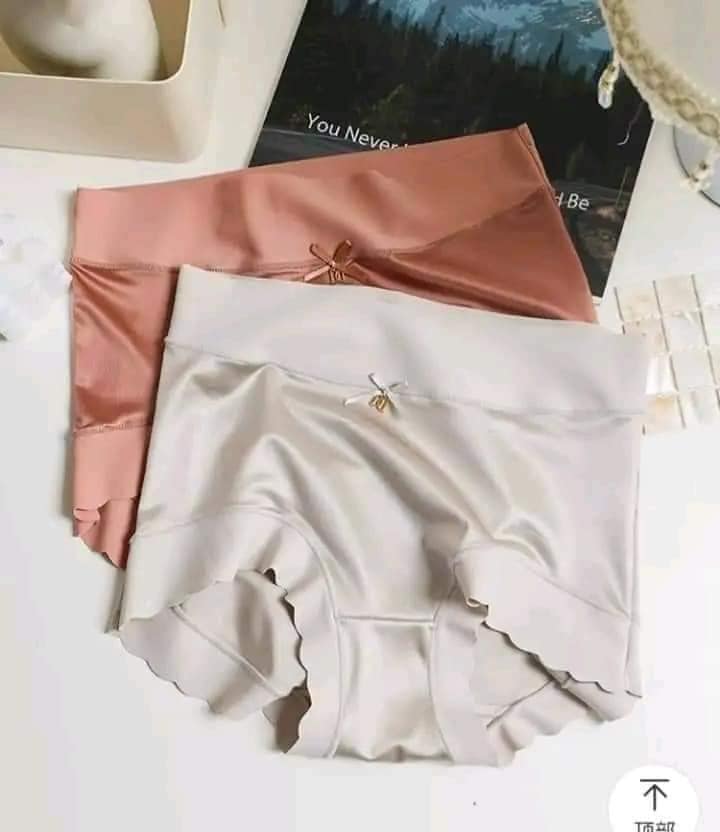 Sét 3 Quần Lót Lụa Cạp Cao Gen Bụng Che Mỡ