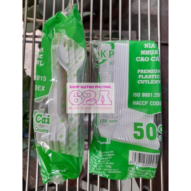 50 muỗng nhựa uy kiệt