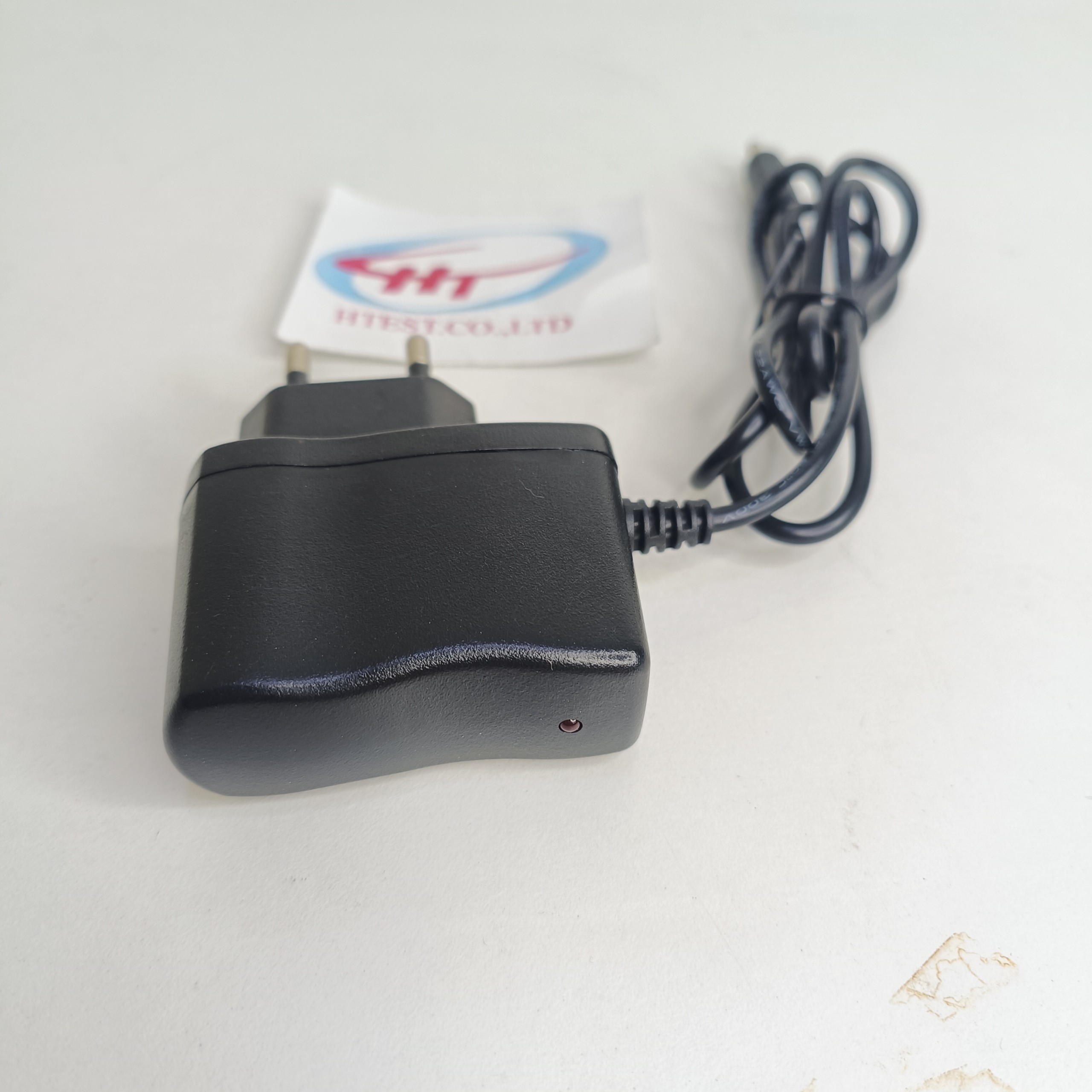 Nguồn 5V-2A chuôi nhỏ, có đèn - SP002120