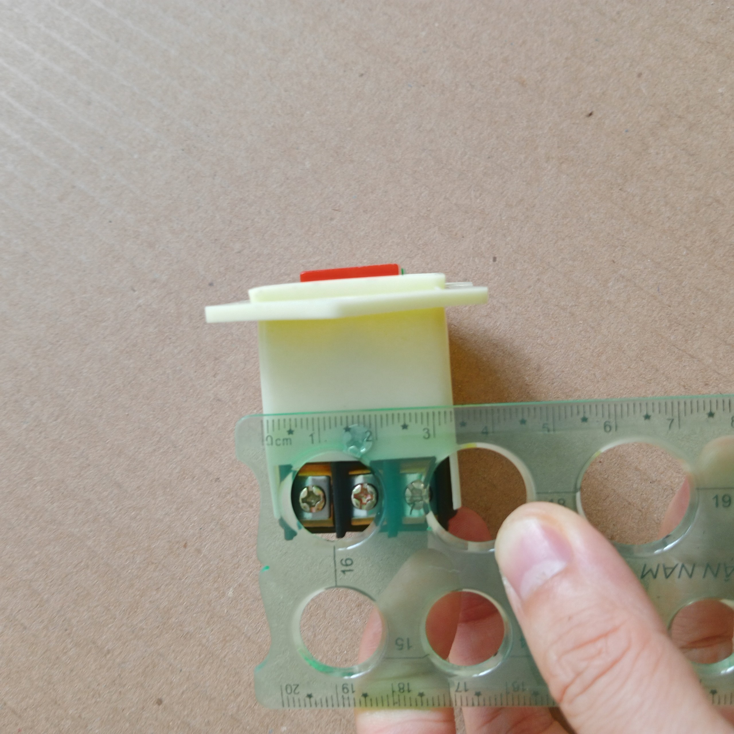 Nút nhấn, Công tắc khởi động 3 pha - LC3-10
