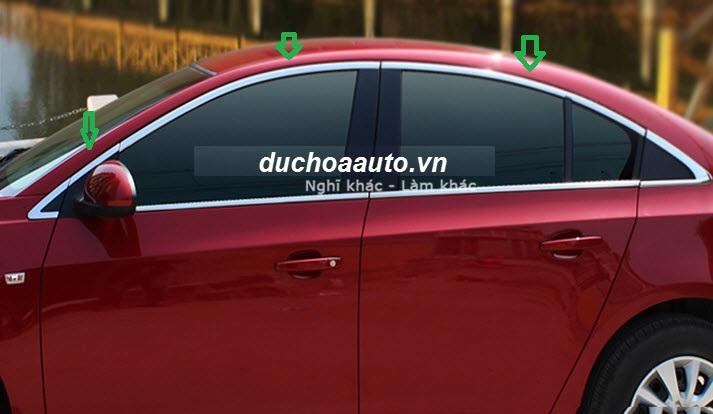 Viền inox cong kính Chevrolet Cruze