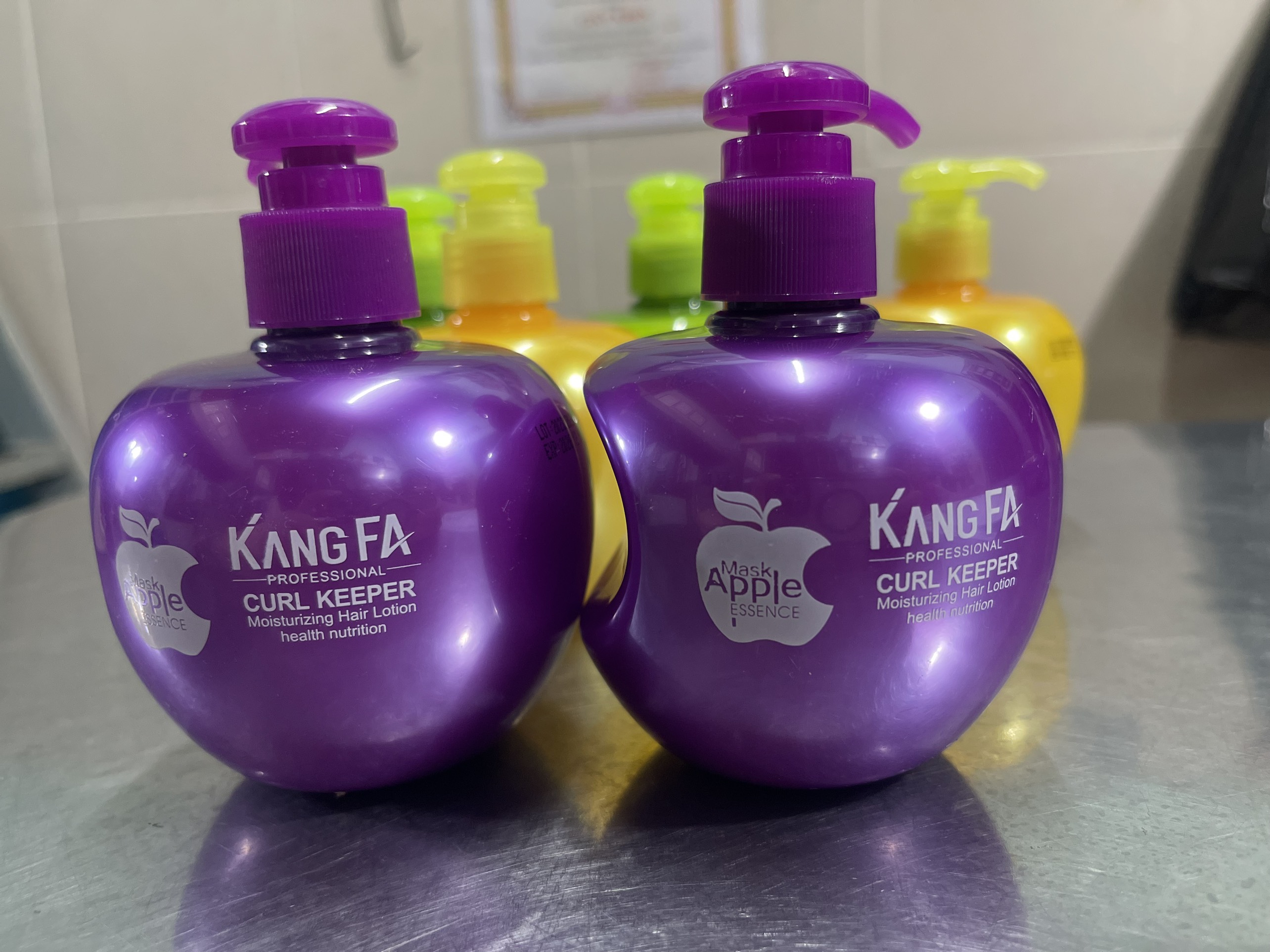 Gel tạo kiểu tóc xoăn trái táo