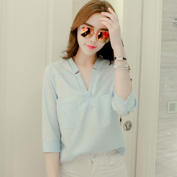 Áo sơ mi nữ công sở kiểu cổ V tay lửng 2 túi