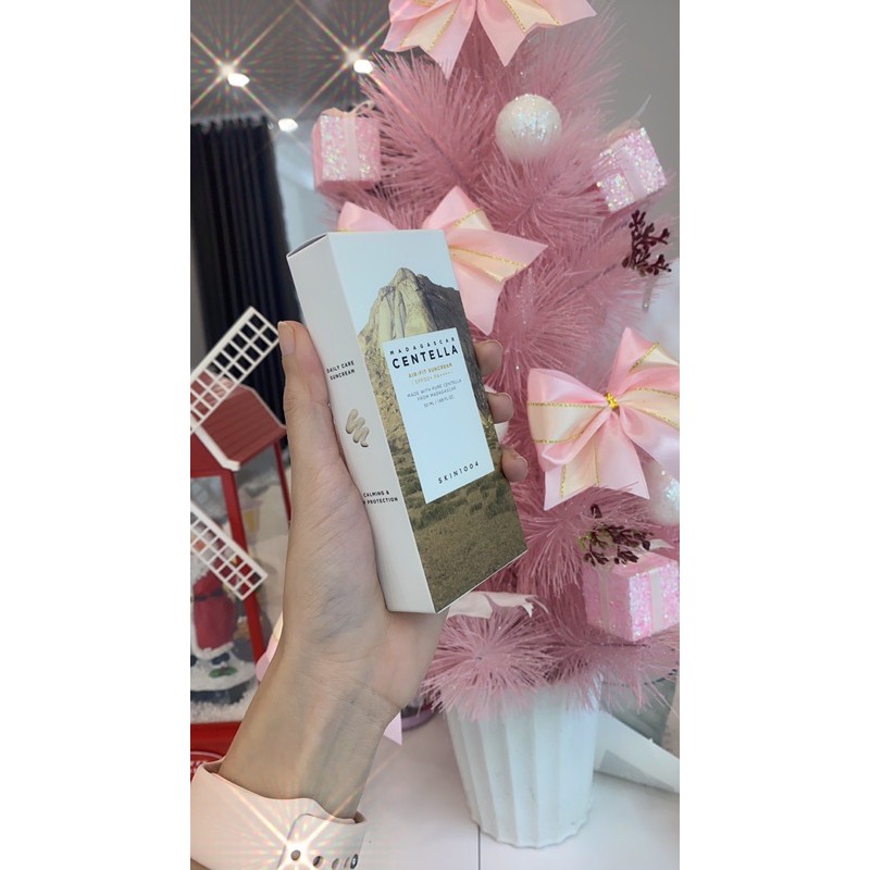 Kem chống nắng Centella Skin1004-