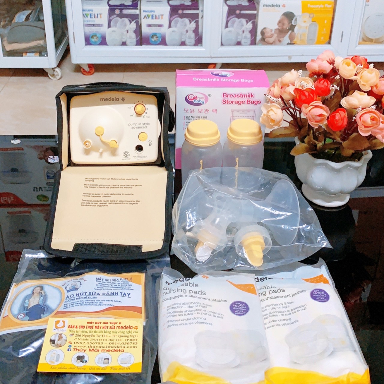 Máy hút sữa Medela Pump style rút gọn Used