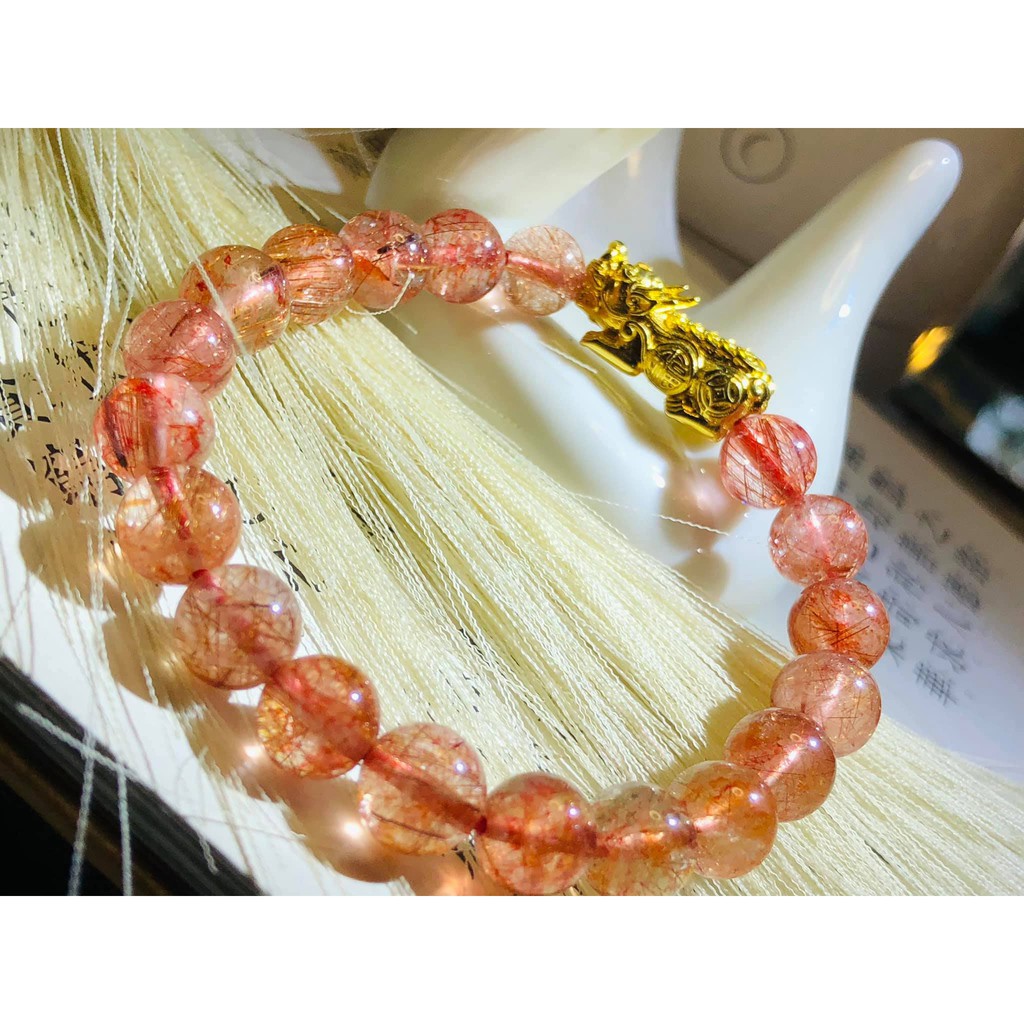 Vòng tay đá. Thach Anh Tóc Đỏ Mix Tỳ Hưu Vàng