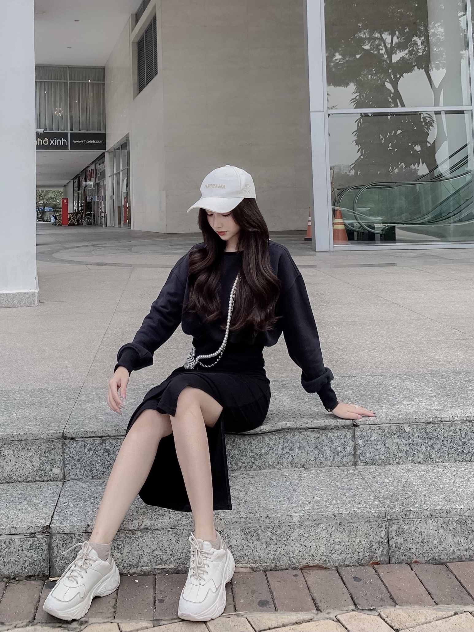 Chân váy thun ôm sát xẻ đùi (có full set) 305