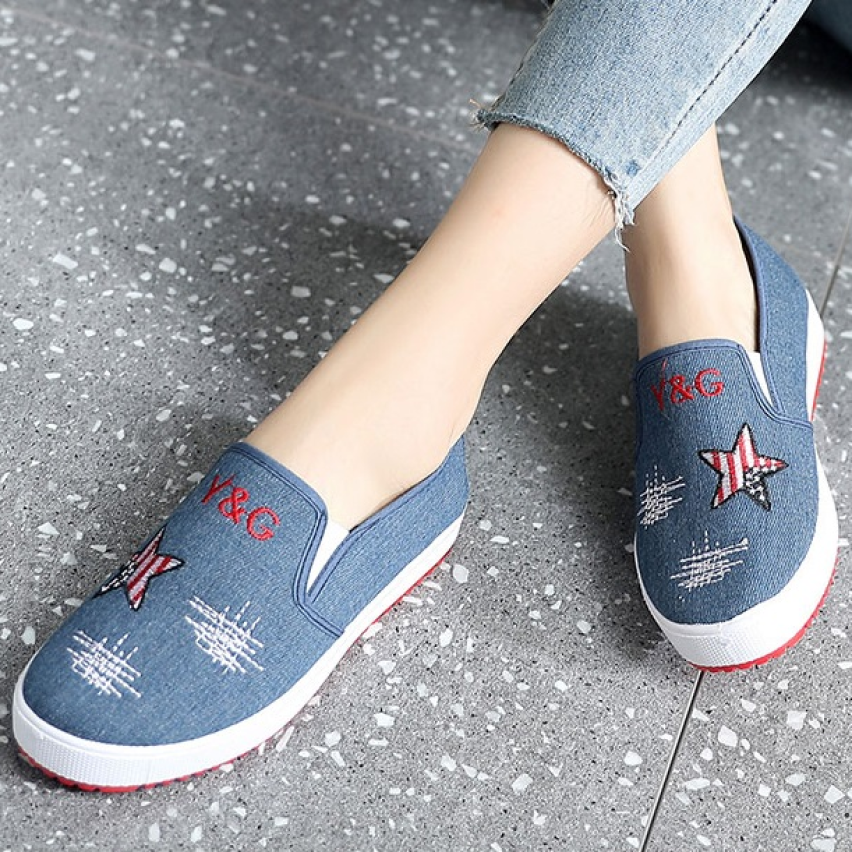 Giày slip on nữ họa tiết dễ thương cá tính giá rẻ