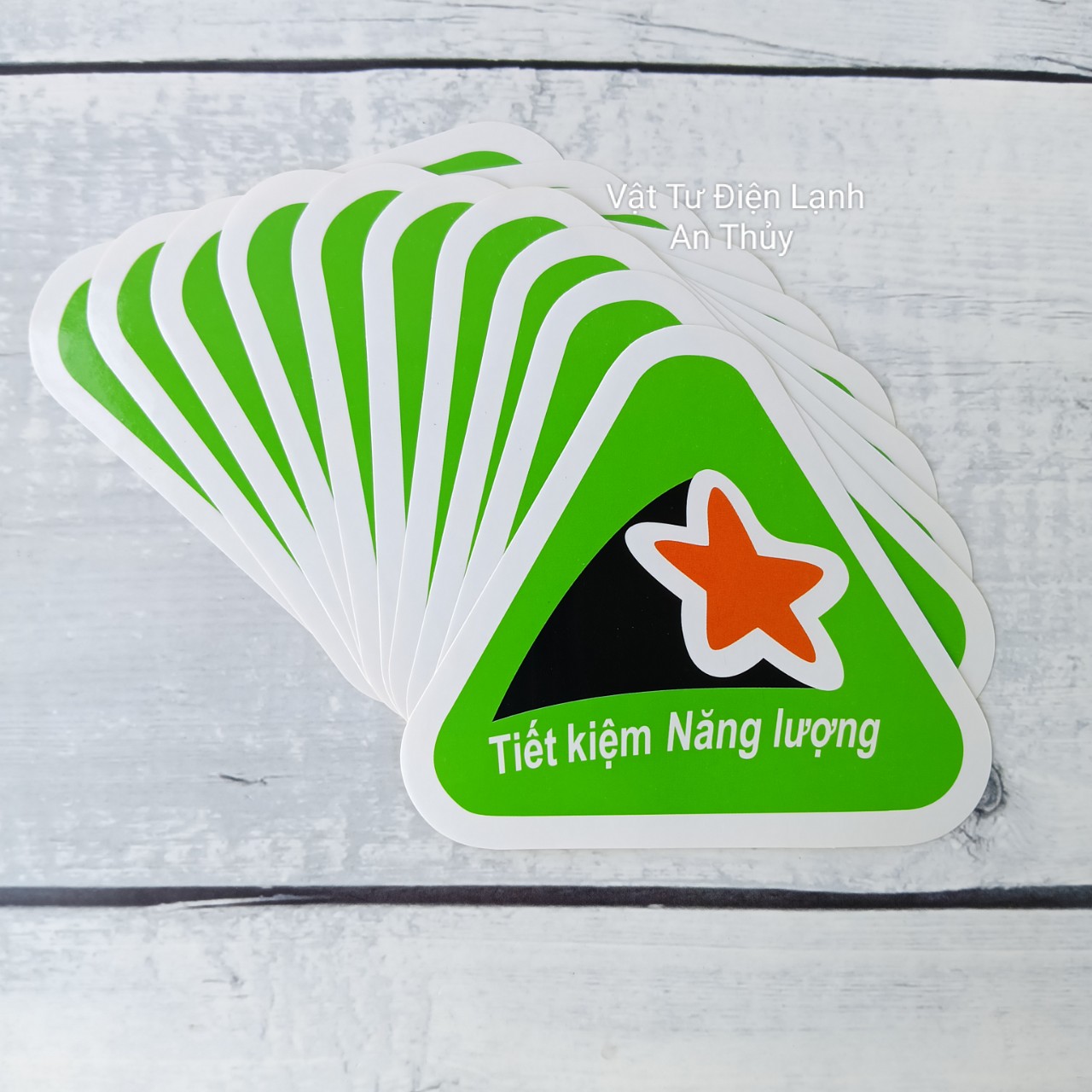 Combo 10 tem nhãn năng lượng tam giác