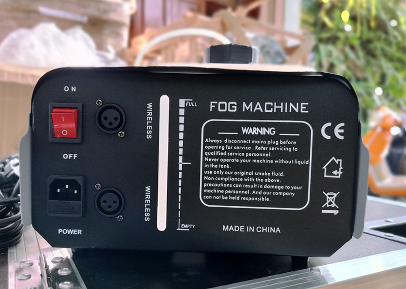 Máy Tạo Khói 1500W VDTK01 Có Đèn Led