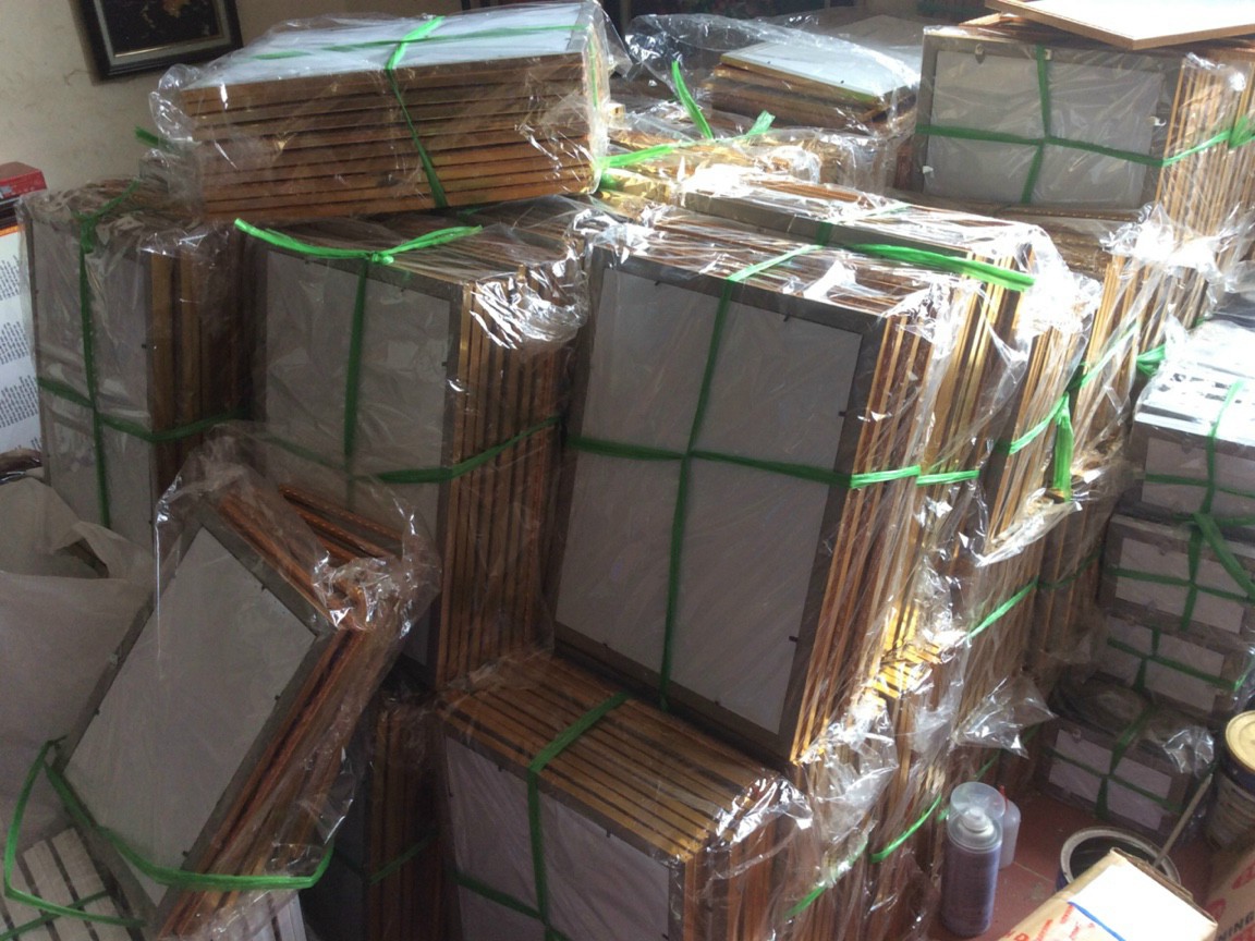 KHUNG BẰNG KHEN A4 VÀNG MICA CỰC ĐẸP