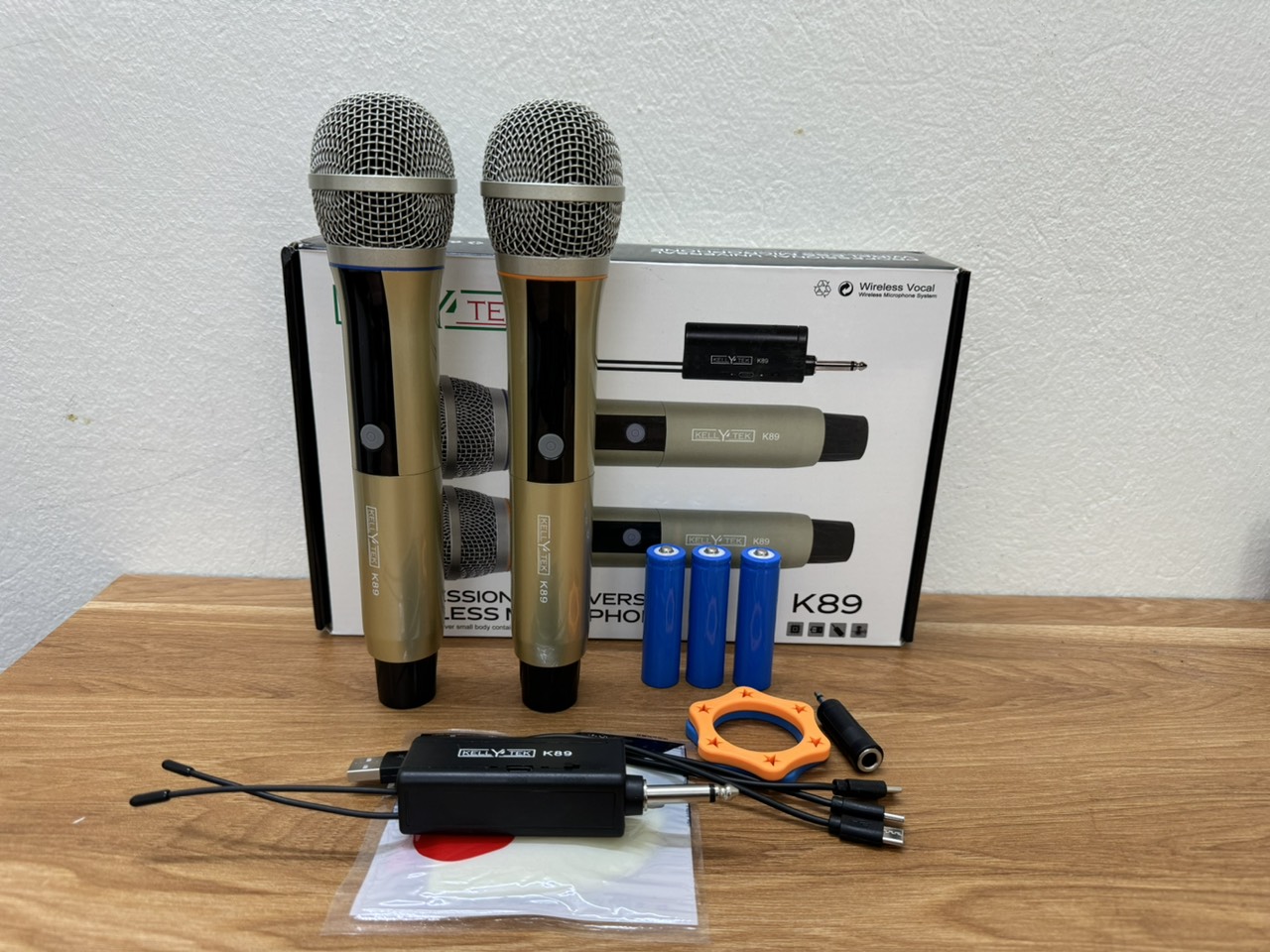 Bộ Micro không dây karaoke chuyên nghiệp ,âm thanh hay, KELLYTEK V-K108 | W003 | K58 | K89 | Mic chuyên dùng cho loa kéo, amly, loa vi tính hỗ trợ rắc mic - BH 12 Tháng